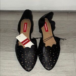UNIONBAY Wazes Black Cutout Flats – Women’s 8.5M (NWT)